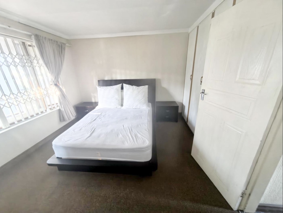 2 Bedroom Property for Sale in Sunninghill Gauteng
