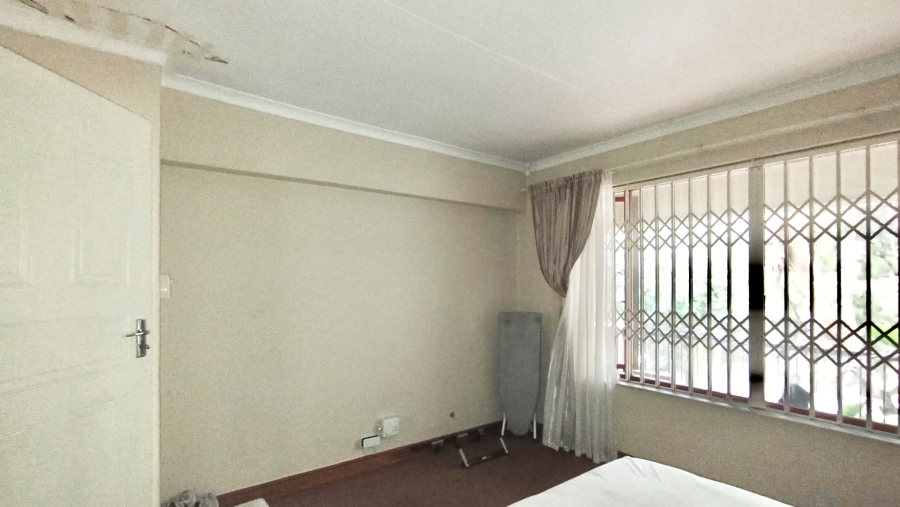 2 Bedroom Property for Sale in Sunninghill Gauteng