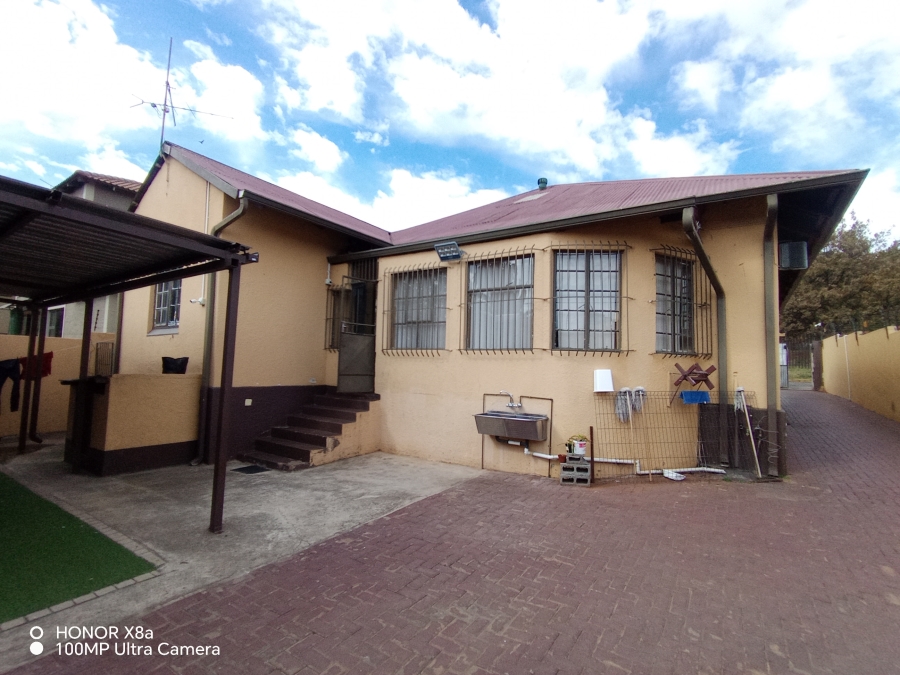 4 Bedroom Property for Sale in Kensington Gauteng