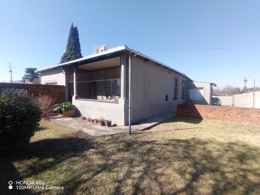 5 Bedroom Property for Sale in Primrose Gauteng