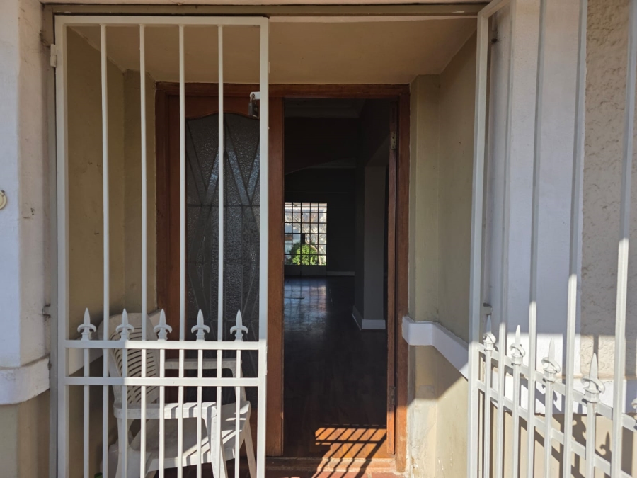 2 Bedroom Property for Sale in Orange Grove Gauteng
