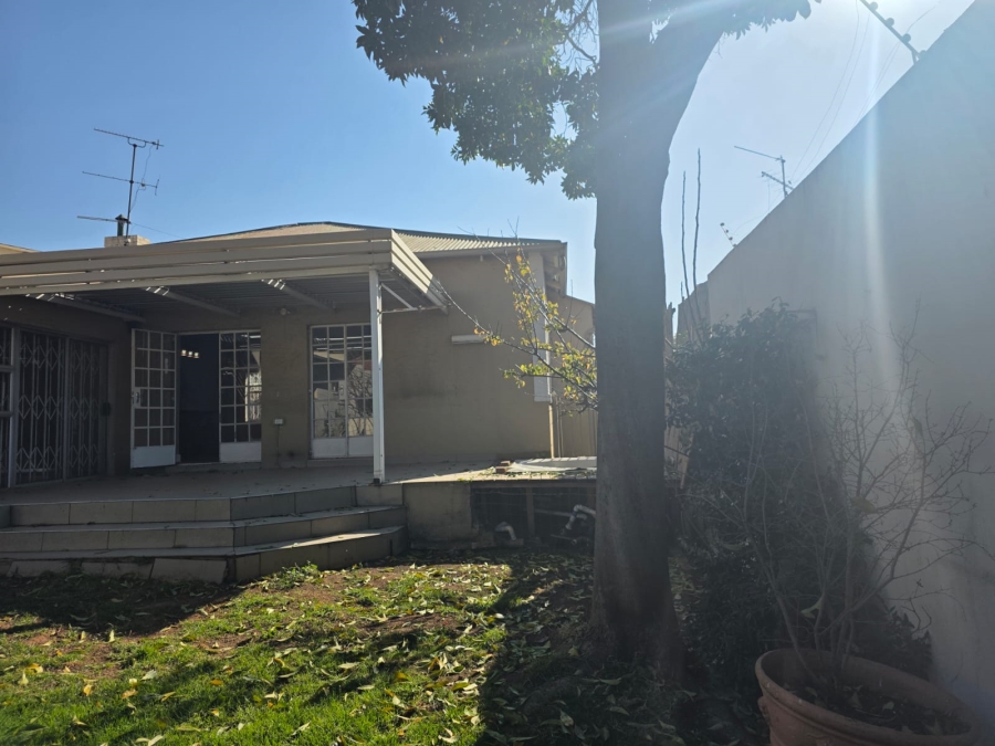 2 Bedroom Property for Sale in Orange Grove Gauteng