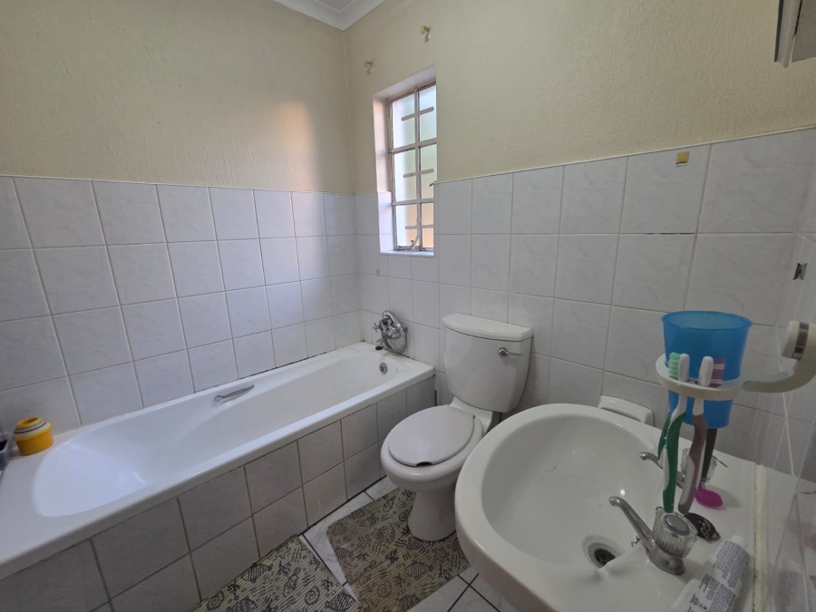 3 Bedroom Property for Sale in Eden Glen Gauteng