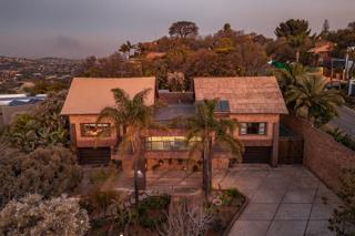 5 Bedroom Property for Sale in Glenvista Gauteng