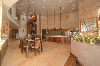 5 Bedroom Property for Sale in Glenvista Gauteng