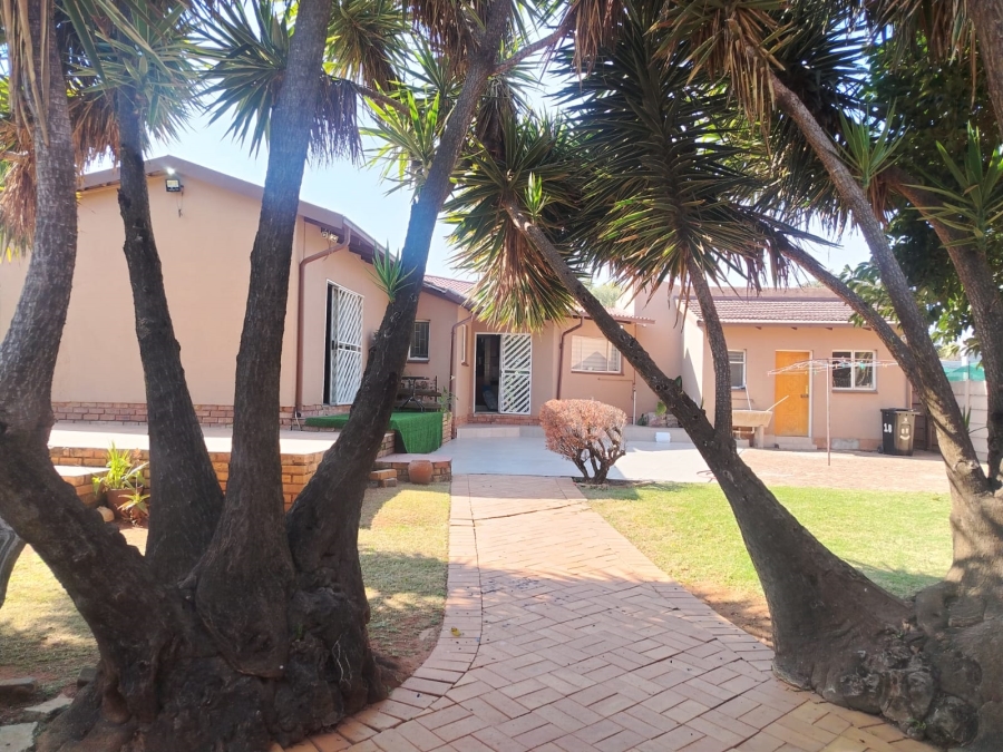 3 Bedroom Property for Sale in Mayberry Park Gauteng