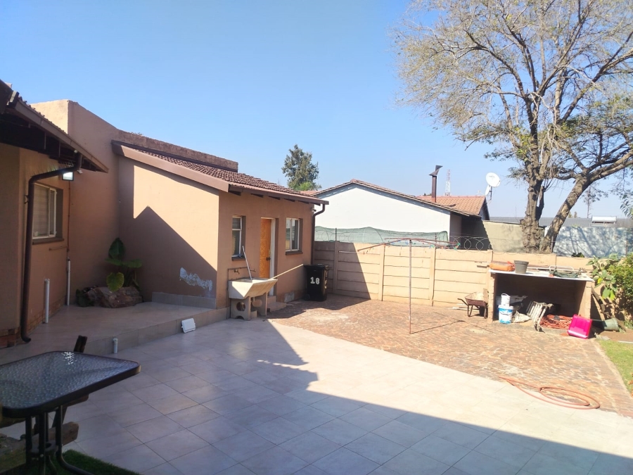 3 Bedroom Property for Sale in Mayberry Park Gauteng