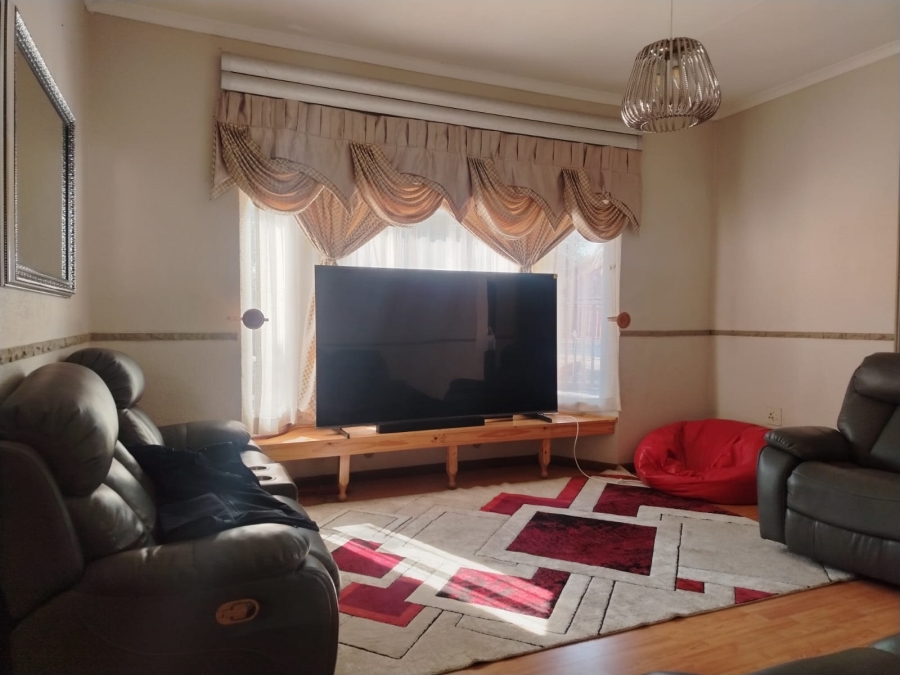 3 Bedroom Property for Sale in Mayberry Park Gauteng