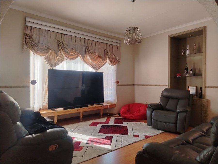 3 Bedroom Property for Sale in Mayberry Park Gauteng