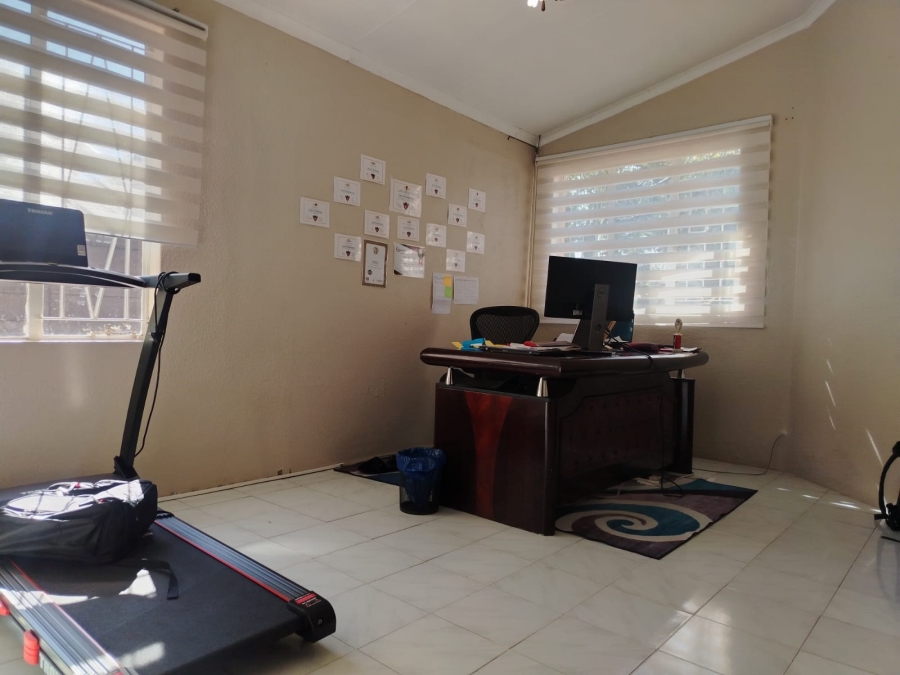 3 Bedroom Property for Sale in Mayberry Park Gauteng