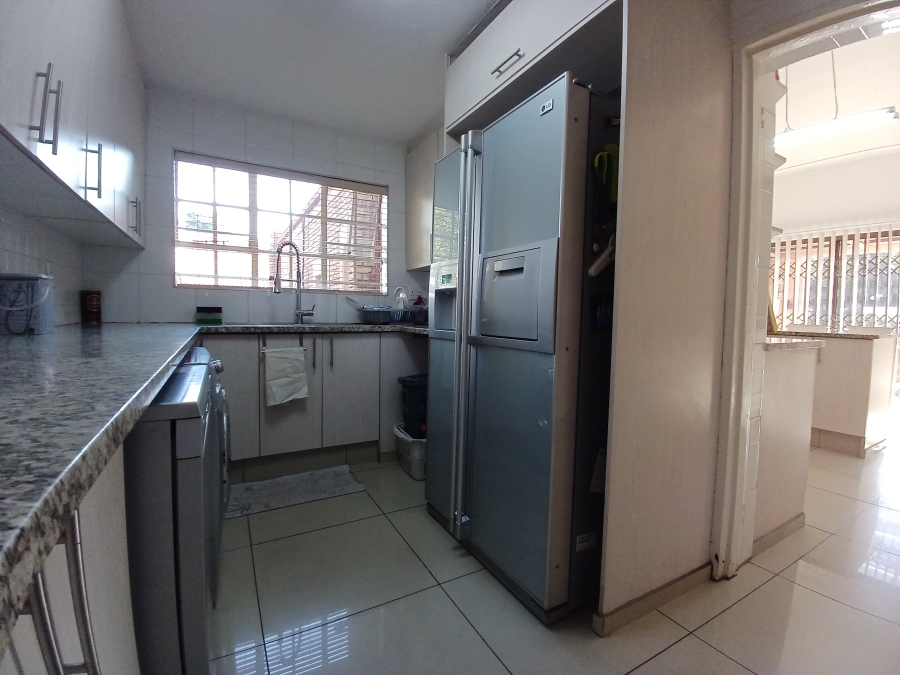 3 Bedroom Property for Sale in Dowerglen Ext 3 Gauteng