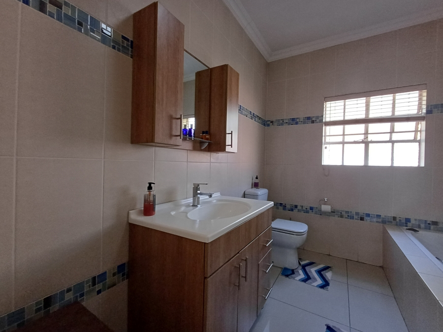 3 Bedroom Property for Sale in Dowerglen Ext 3 Gauteng