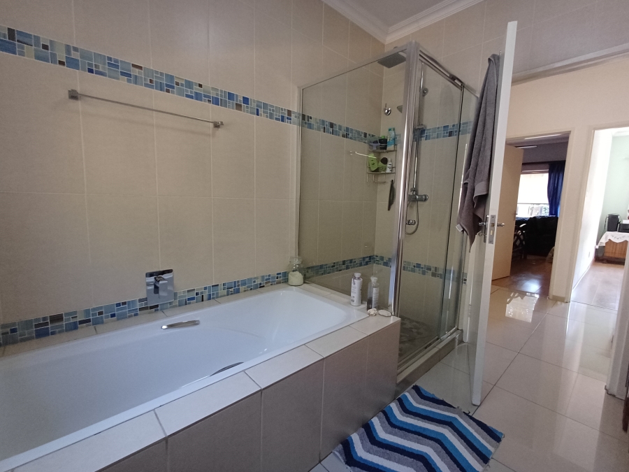 3 Bedroom Property for Sale in Dowerglen Ext 3 Gauteng