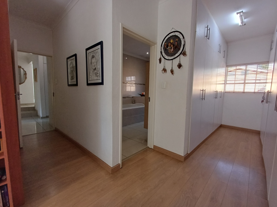 3 Bedroom Property for Sale in Dowerglen Ext 3 Gauteng