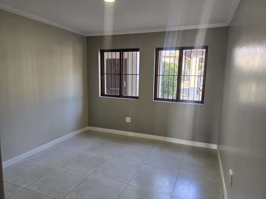 2 Bedroom Property for Sale in Lonehill Gauteng