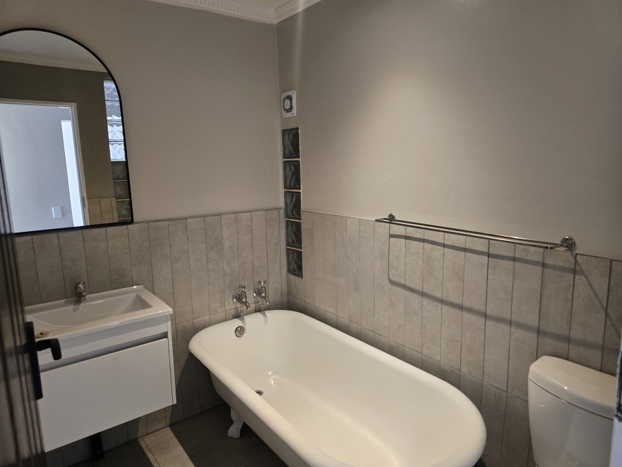 2 Bedroom Property for Sale in Lonehill Gauteng