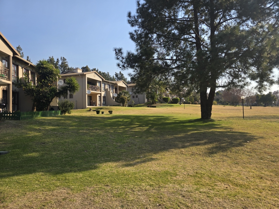 2 Bedroom Property for Sale in Lonehill Gauteng