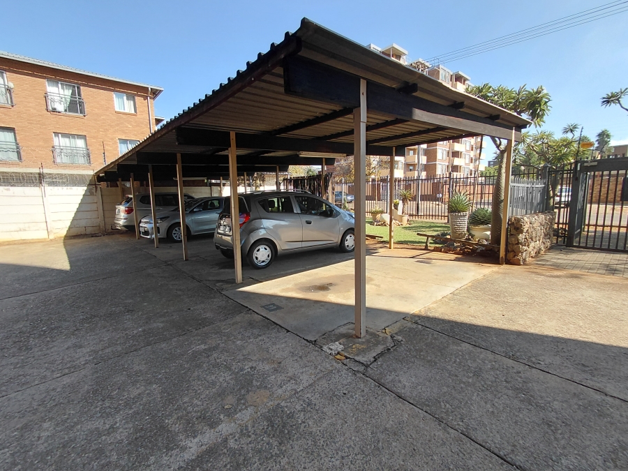 2 Bedroom Property for Sale in Pretoria North Gauteng
