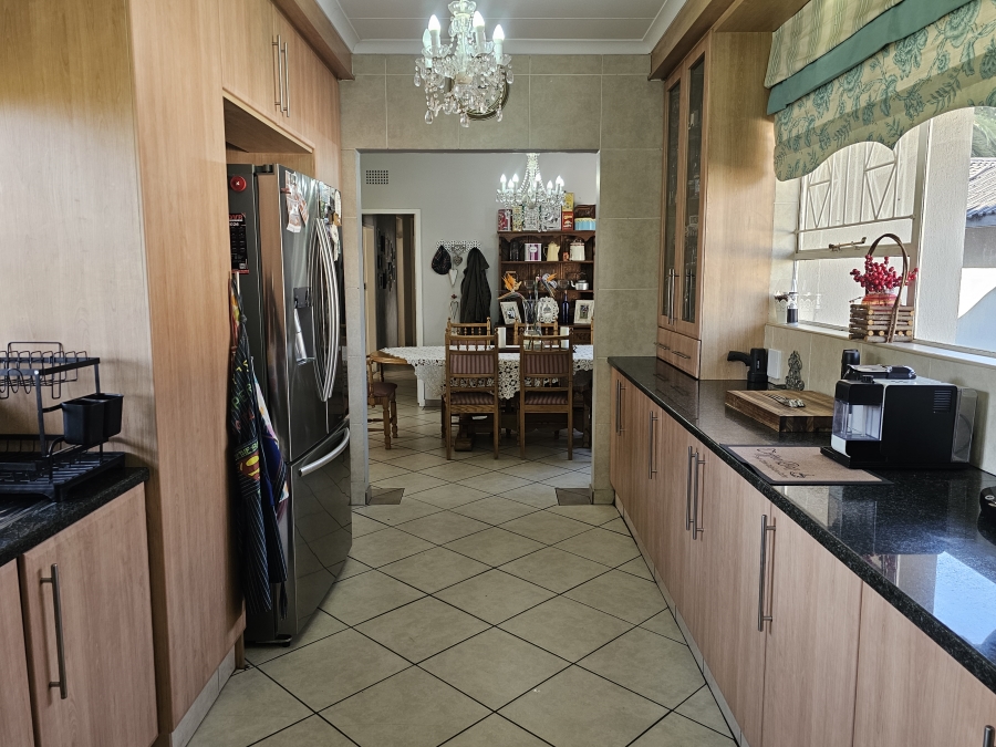 4 Bedroom Property for Sale in Brackenhurst Gauteng