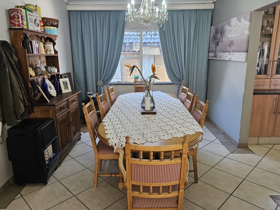 4 Bedroom Property for Sale in Brackenhurst Gauteng