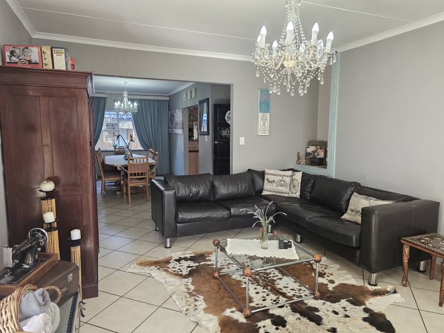 4 Bedroom Property for Sale in Brackenhurst Gauteng