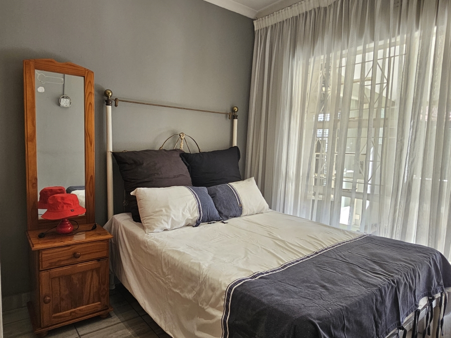 4 Bedroom Property for Sale in Brackenhurst Gauteng
