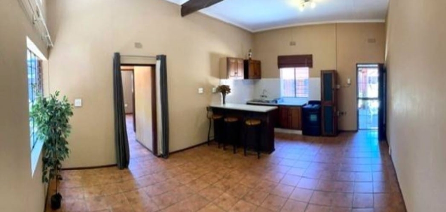 To Let 1 Bedroom Property for Rent in Fontainebleau Gauteng