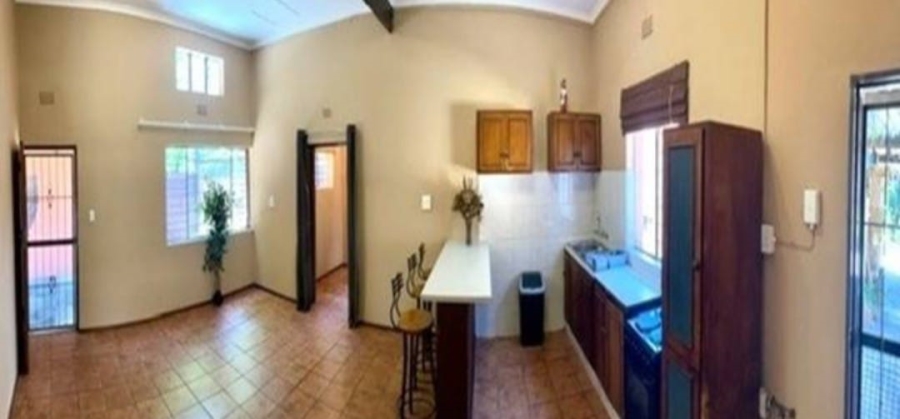 To Let 1 Bedroom Property for Rent in Fontainebleau Gauteng