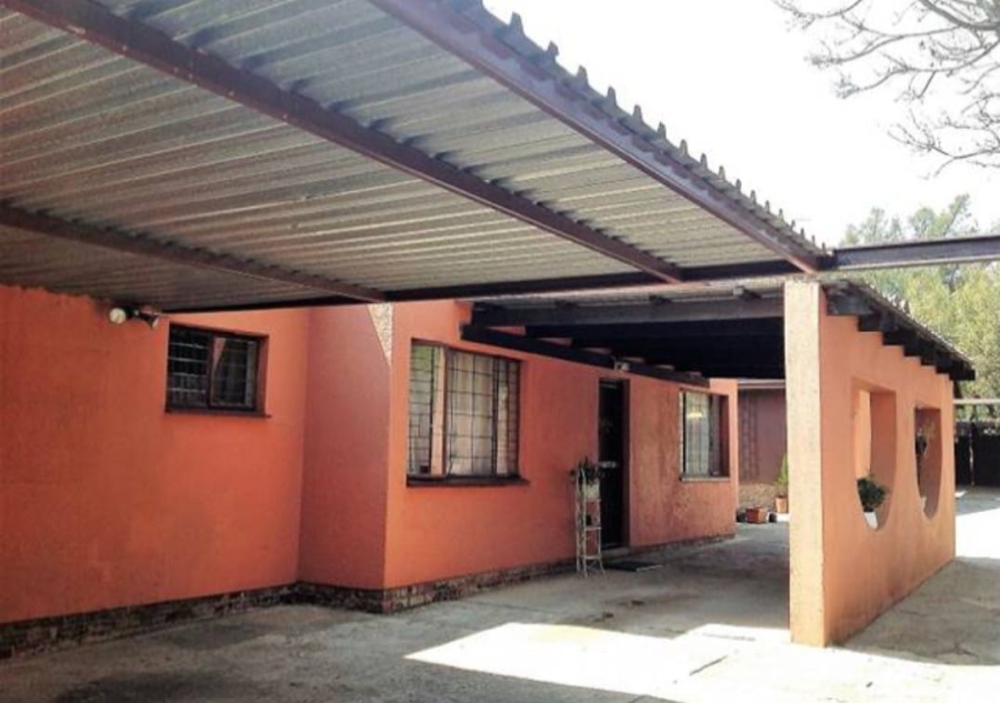 To Let 1 Bedroom Property for Rent in Fontainebleau Gauteng