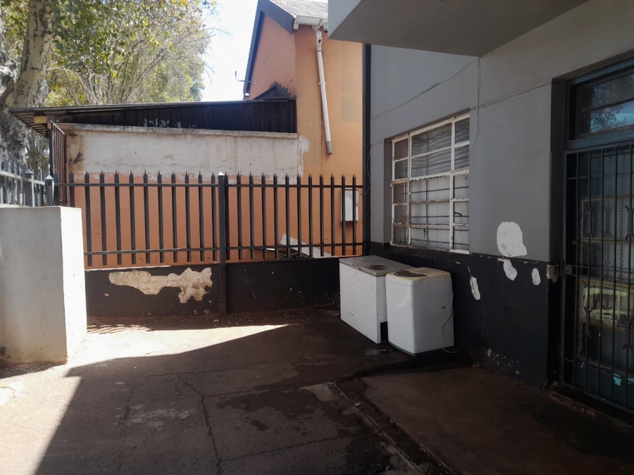 14 Bedroom Property for Sale in Bellevue East Gauteng