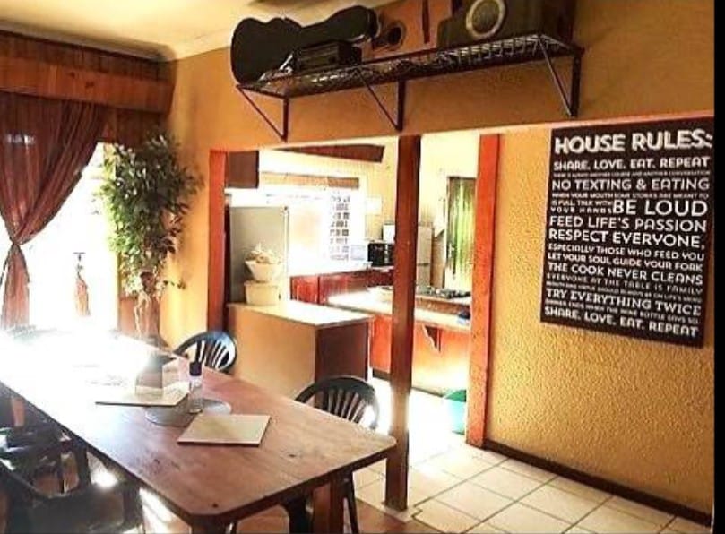 To Let 1 Bedroom Property for Rent in Fontainebleau Gauteng