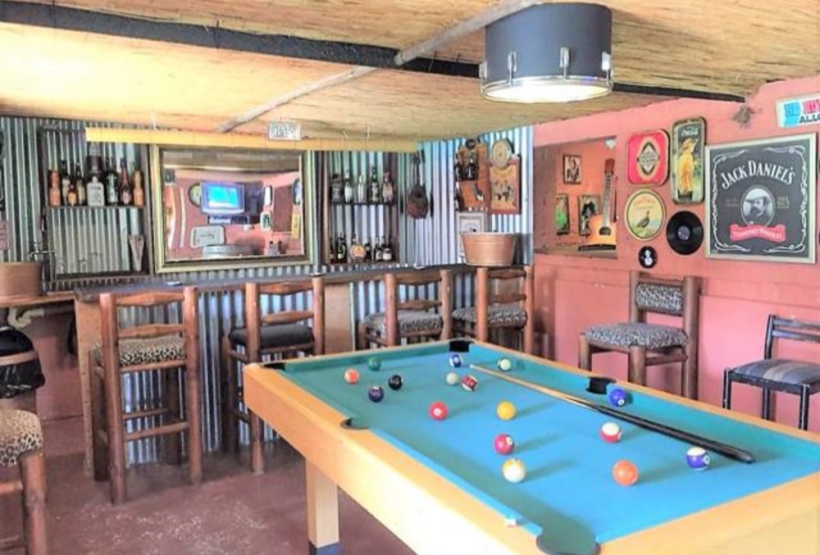 To Let 1 Bedroom Property for Rent in Fontainebleau Gauteng