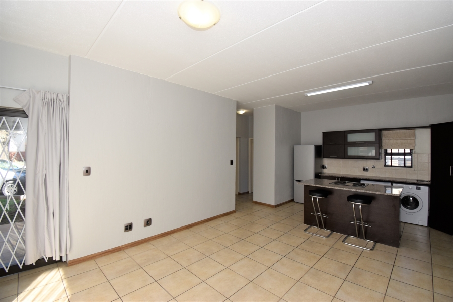 To Let 2 Bedroom Property for Rent in Parkwood Gauteng