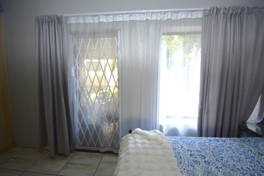 To Let 2 Bedroom Property for Rent in Parkwood Gauteng