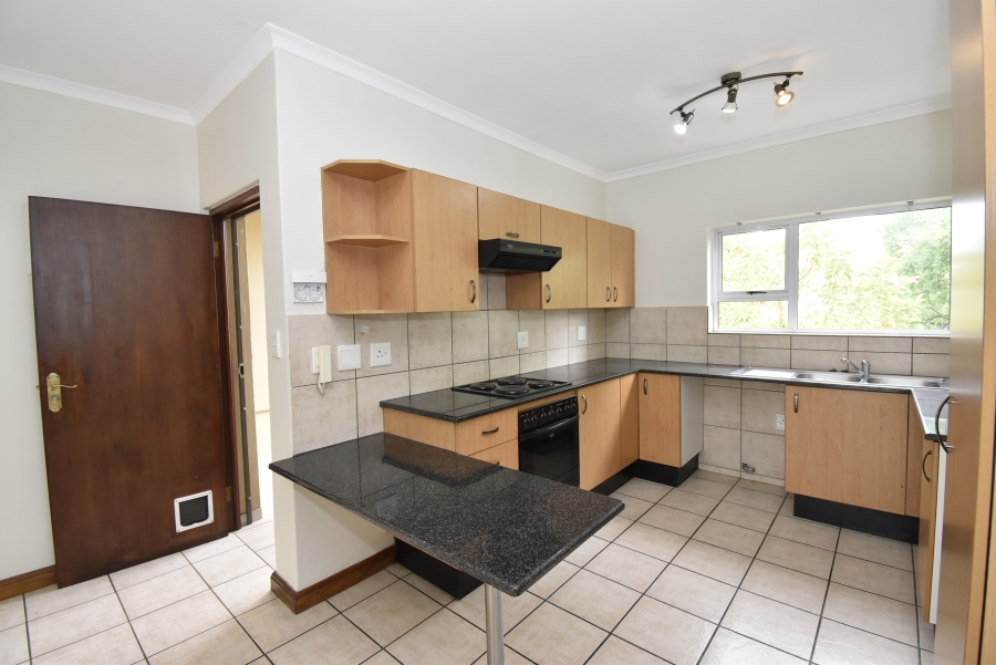 To Let 2 Bedroom Property for Rent in Bryanston Gauteng