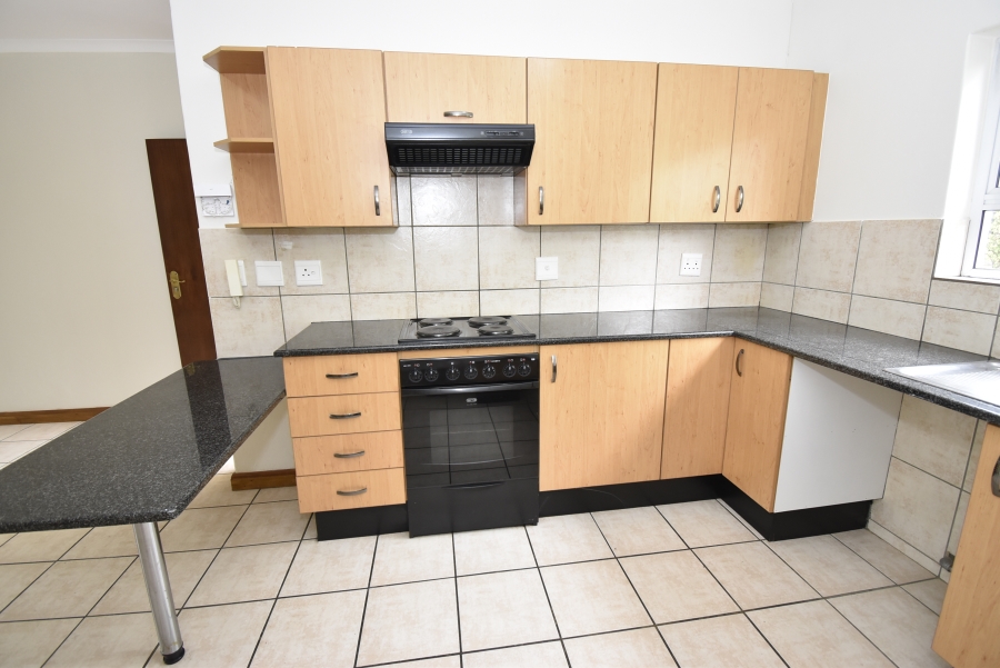 To Let 2 Bedroom Property for Rent in Bryanston Gauteng