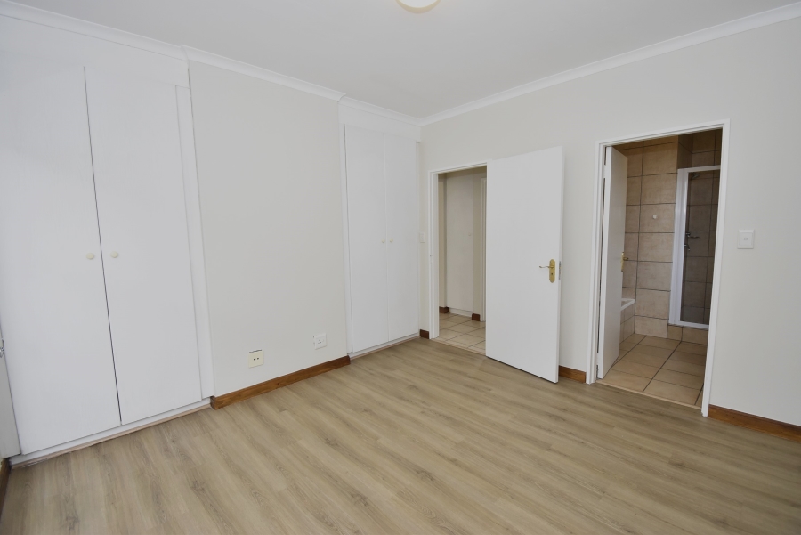 To Let 2 Bedroom Property for Rent in Bryanston Gauteng