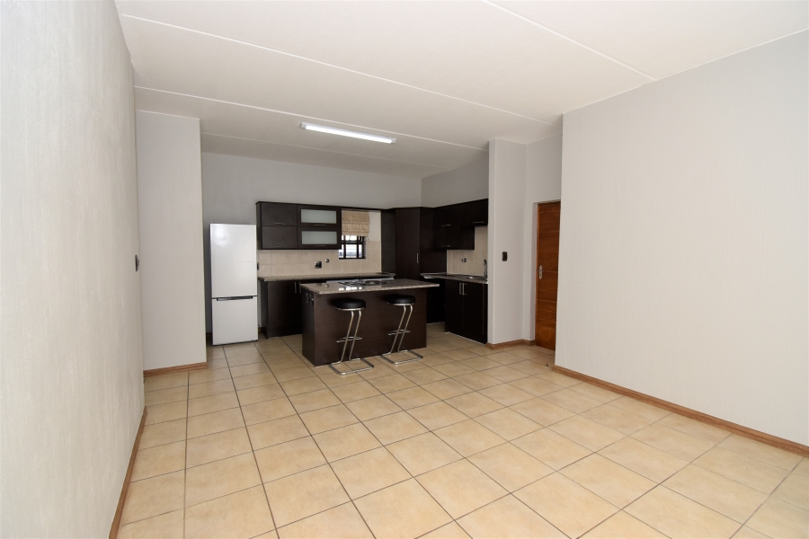 To Let 2 Bedroom Property for Rent in Rosebank Gauteng