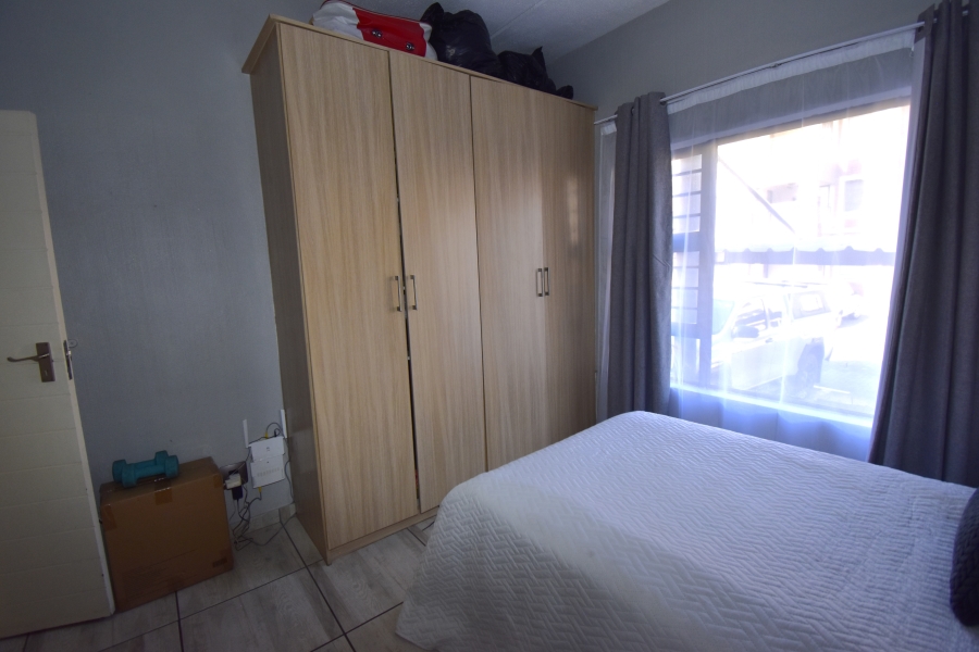 To Let 2 Bedroom Property for Rent in Rosebank Gauteng