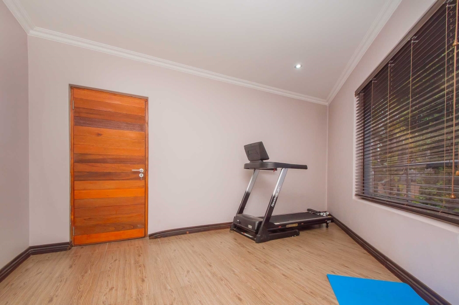 To Let 5 Bedroom Property for Rent in Randpark Ridge Gauteng