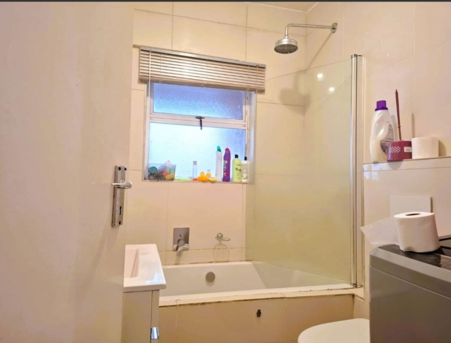 2 Bedroom Property for Sale in Meredale Gauteng