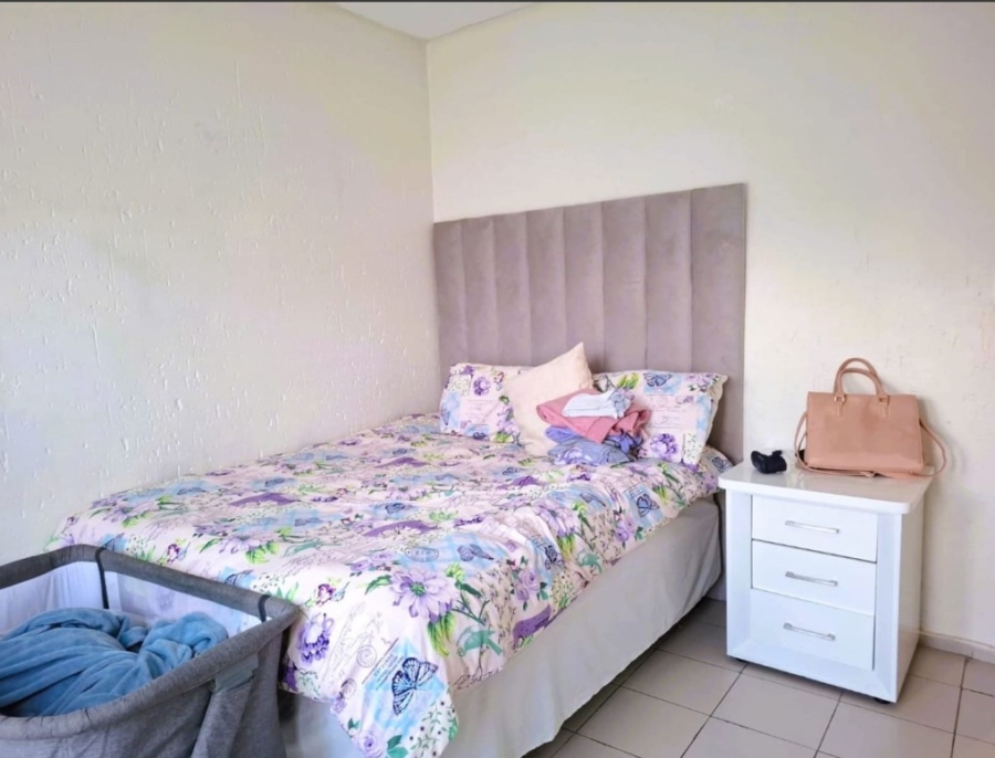 2 Bedroom Property for Sale in Meredale Gauteng