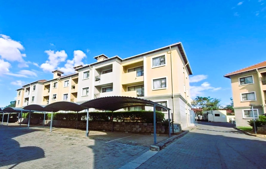 2 Bedroom Property for Sale in Grand Central Gauteng