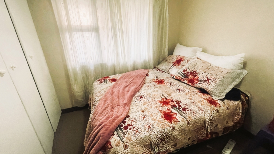 2 Bedroom Property for Sale in Grand Central Gauteng