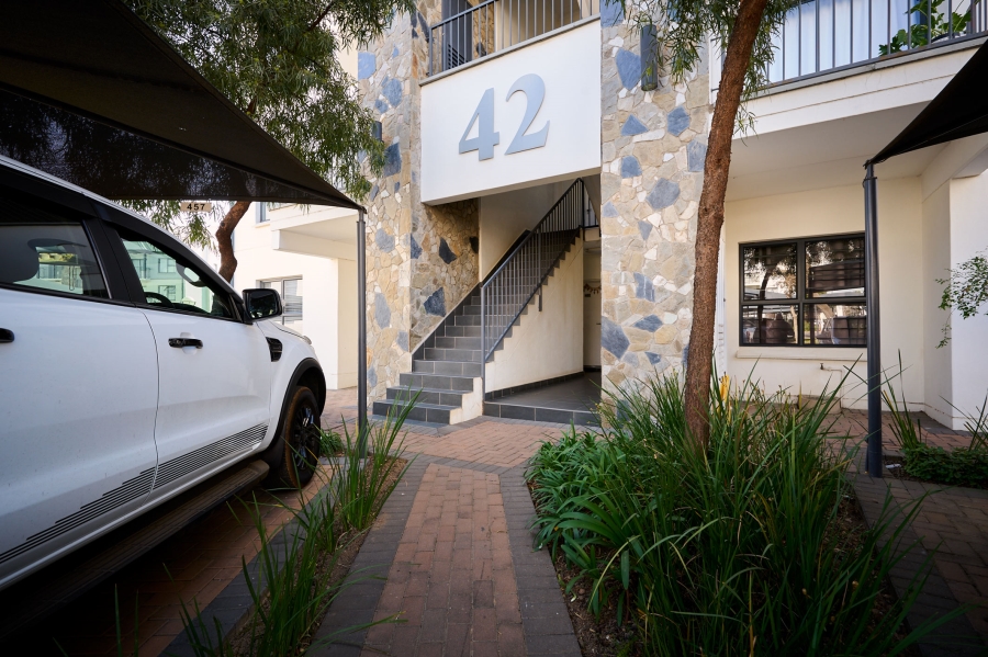3 Bedroom Property for Sale in Crowthorne AH Gauteng