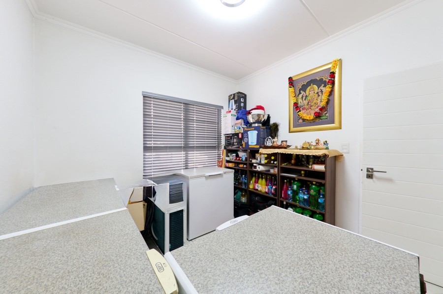 3 Bedroom Property for Sale in Crowthorne AH Gauteng