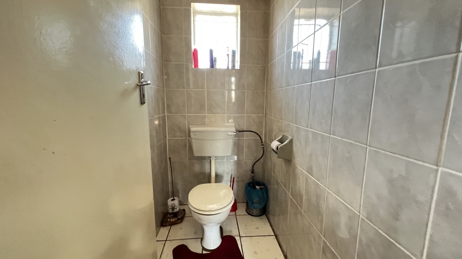 3 Bedroom Property for Sale in Westonaria Gauteng