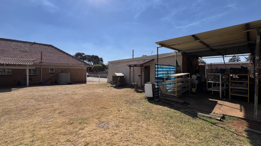 3 Bedroom Property for Sale in Westonaria Gauteng