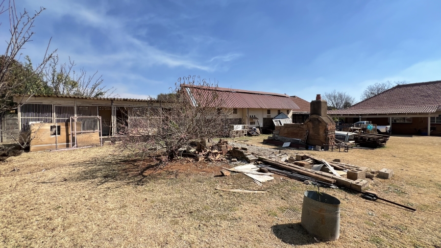 3 Bedroom Property for Sale in Westonaria Gauteng