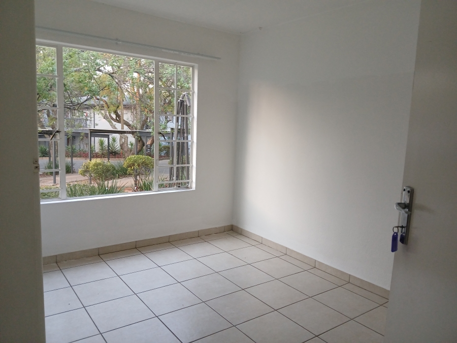 To Let 2 Bedroom Property for Rent in Boskruin Gauteng